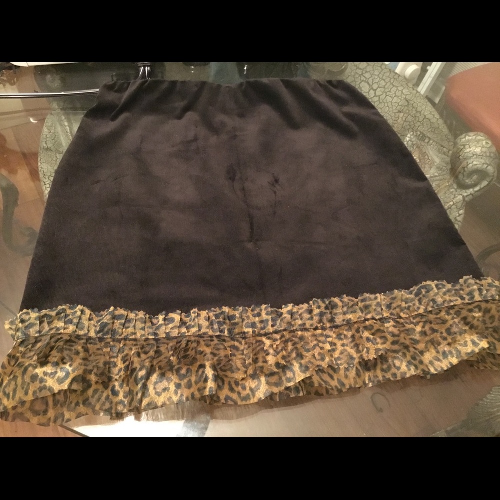 Size medium black mini skirt